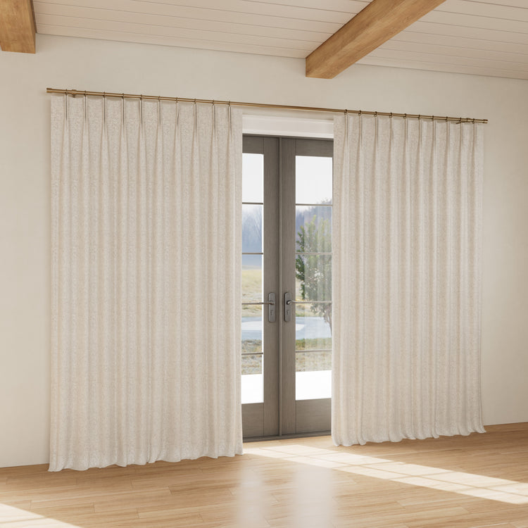 Custom curtain in Glacier Silver