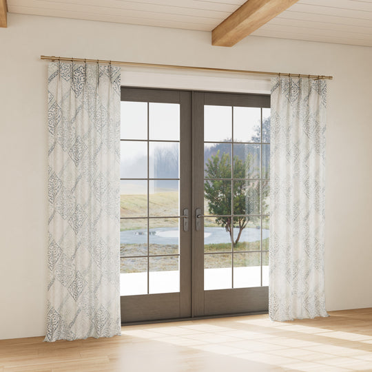 Custom curtain in Oporto 