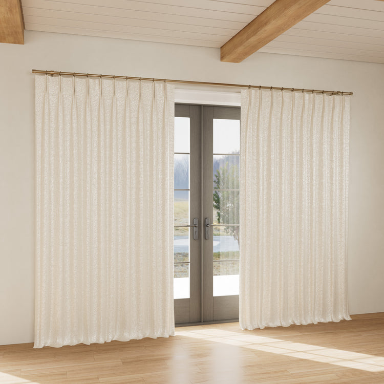 Custom curtain in Ornament Bone/Bone