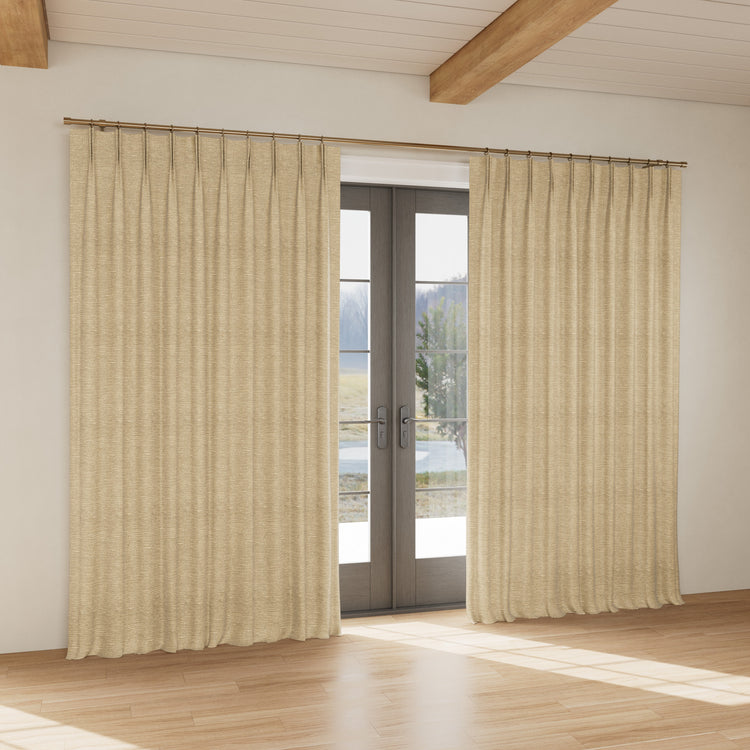Custom curtain in Screen Gold