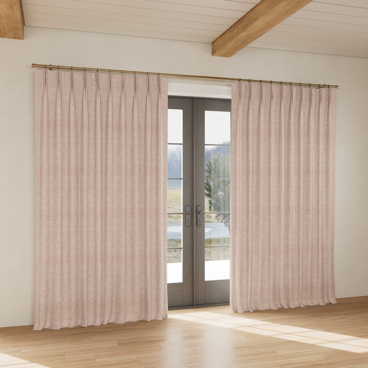 Custom curtain in Screen Rose