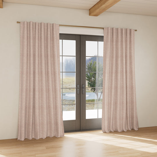 Custom curtain in Screen Rose