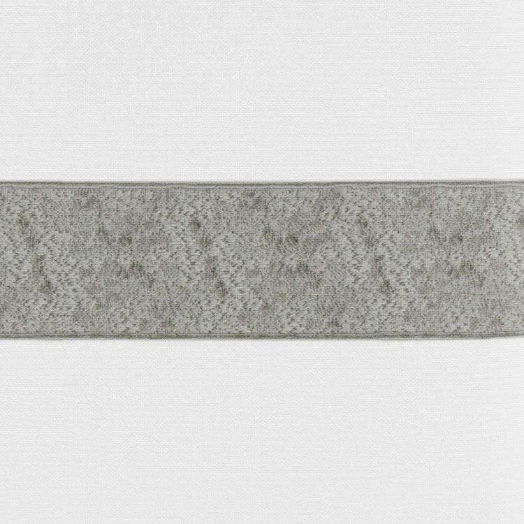 Swatch of Minaudiere in White-Metal - DVMIK-WHI-MET DVMIQ-WHI-MET SHMIE-WHI-MET SHMIK-WHI-MET SHMIS-WHI-MET 
